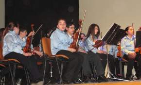 Brillante presentación de la Orquesta Municipal de Cuerdas de Lonquimay en Perquenco